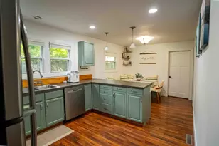 2016 Scenic Dr, Muskegon, MI 49445 - Photo 8