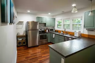 2016 Scenic Dr, Muskegon, MI 49445 - Photo 4