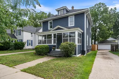 52 W 17th Street, Holland, MI 49423 - Photo 2