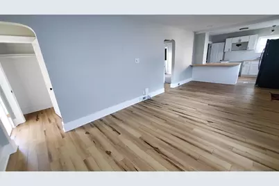 1106 Dickinson Street SE, Grand Rapids, MI 49507 - Photo 2
