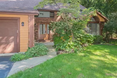6798 Oak Highlands Drive, Kalamazoo, MI 49009 - Photo 16