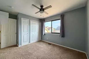 19713 Sexton St, Brownstown, MI 48173 - Photo 34