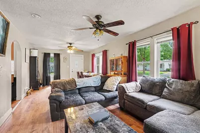 808 S Grant Avenue, Three Rivers, MI 49093 - Photo 4