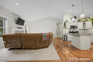 7801 Cascade Rd SE, Grand Rapids, MI 49546 - Photo 12