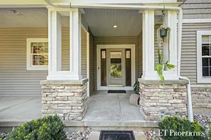 7801 Cascade Rd SE, Grand Rapids, MI 49546 - Photo 2
