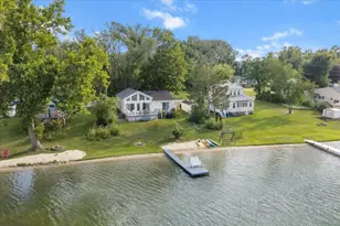 25030 Lakeshore Dr, Dowagiac, MI 49047 - Photo 6