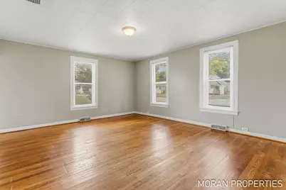 215 2nd Avenue, Big Rapids, MI 49307 - Photo 12