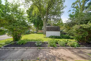 626 Orange St, Jackson, MI 49202 - Photo 32
