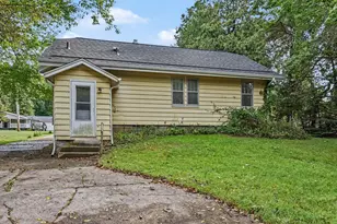 23 E Langley Road E, Battle Creek, MI 49015 - Photo 14