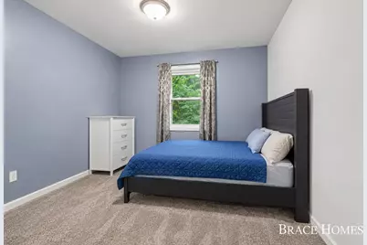 7575 Regal Avenue SE, Grand Rapids, MI 49548 - Photo 8