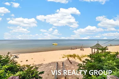 18221 Holcomb Hills Road, Grand Haven, MI 49417 - Photo 16