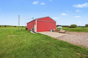 2541 Struthers Rd, Grass Lake, MI 49240 - Photo 18
