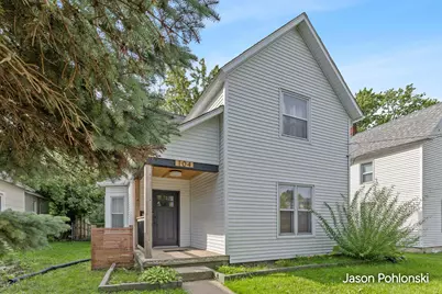 104 Sweet Street NE, Grand Rapids, MI 49505 - Photo 2
