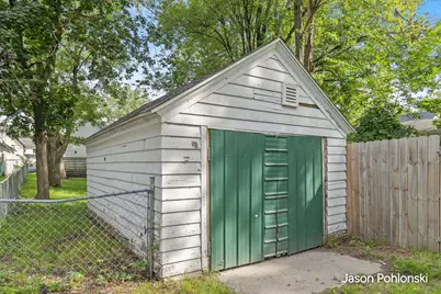 104 Sweet Street NE, Grand Rapids, MI 49505 - Photo 20