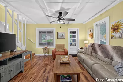 15831 Cherry Street, Spring Lake, MI 49456 - Photo 10