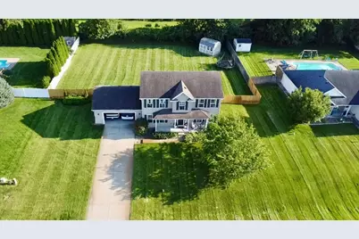 69428 Sundance Drive, Edwardsburg, MI 49112 - Photo 2