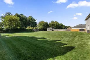 69428 Sundance Dr, Edwardsburg, MI 49112 - Photo 4