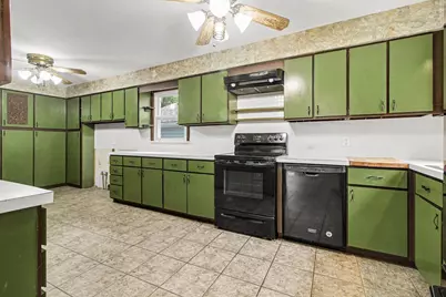 10624 Borgman Avenue, Belleville, MI 48111 - Photo 12