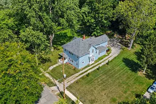 939 Maple Ave, Jackson, MI 49203 - Photo 1
