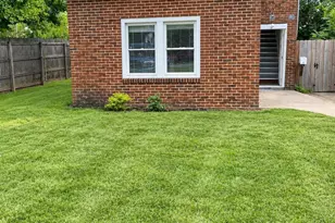 48 Convis St, Battle Creek, MI 49017 - Photo 1
