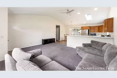 2252 Charles Street, Norton Shores, MI 49441 - Photo 6