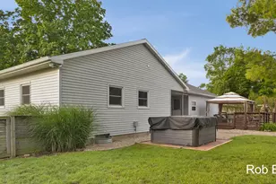 631 Evergreen St, Jenison, MI 49428 - Photo 52