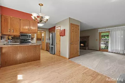411 4th Street, Cedar Springs, MI 49319 - Photo 6