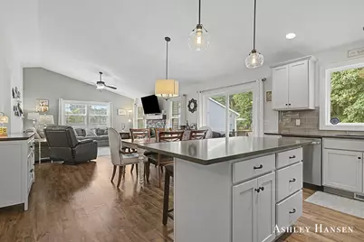 163 Dogwood Drive NE, Rockford, MI 49341 - Photo 6