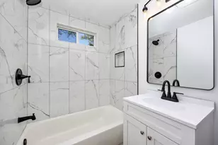 1071 Bristol Ave NW, Grand Rapids, MI 49504 - Photo 18