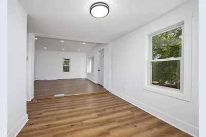 1071 Bristol Avenue NW, Grand Rapids, MI 49504 - Photo 12
