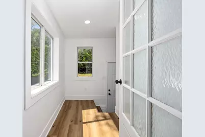 1071 Bristol Avenue NW, Grand Rapids, MI 49504 - Photo 22