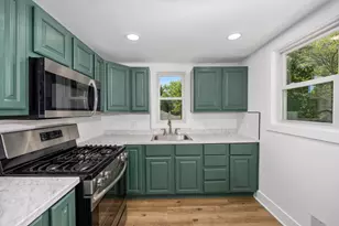 1071 Bristol Ave NW, Grand Rapids, MI 49504 - Photo 14