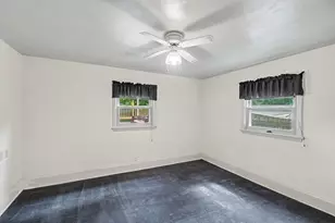 1220 SE Sylvan Ave SE, Grand Rapids, MI 49506 - Photo 8