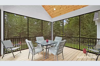 5392 Eaglepass Drive, Hudsonville, MI 49426 - Photo 18