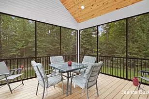5392 Eagle Pass Dr, Hudsonville, MI 49426 - Photo 18