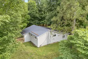 170 St Johns St, Freeport, MI 49325 - Photo 32