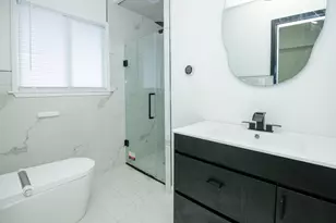 23040 Pembroke Ave, Detroit, MI 48219 - Photo 14