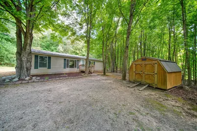 11831 Winfield Road, Jonesville, MI 49250 - Photo 4