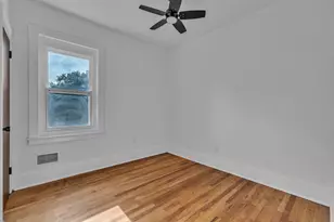 2672 Columbus St, Detroit, MI 48206 - Photo 34