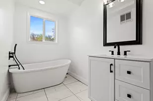 22589 Bell Brook St, Southfield, MI 48034 - Photo 22