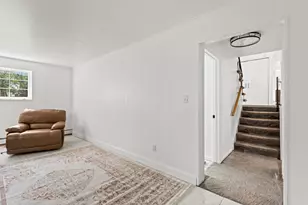 22589 Bell Brook St, Southfield, MI 48034 - Photo 16