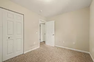 310 Fox St SW, Grand Rapids, MI 49507 - Photo 14