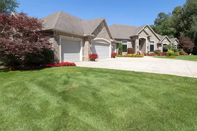33117 Lake Forest Court, Niles, MI 49120 - Photo 2