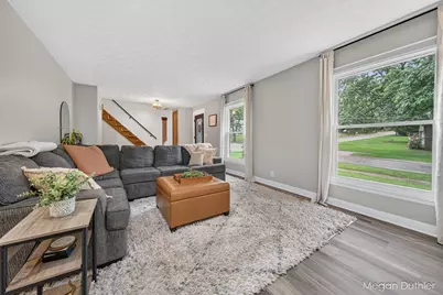 723 Maridell Avenue NW, Grand Rapids, MI 49504 - Photo 8