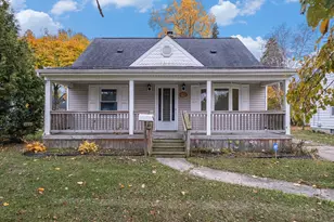 631 Campbell St, Flint, MI 48507 - Photo 2