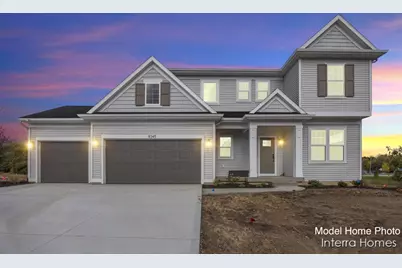 2181 Emerald Shore Circle NE, Grand Rapids, MI 49505 - Photo 2