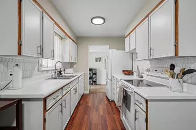 2429 Linda Avenue SE, Grand Rapids, MI 49546 - Photo 16