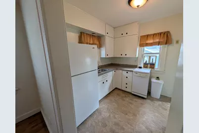 627 W Monroe Street, Jackson, MI 49202 - Photo 10