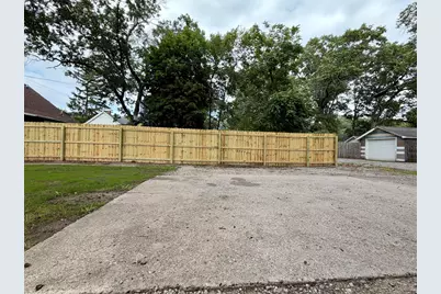 1782 Wood Street, Muskegon, MI 49442 - Photo 32