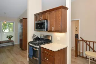 2393 Wildemere St, Kalamazoo, MI 49009 - Photo 10